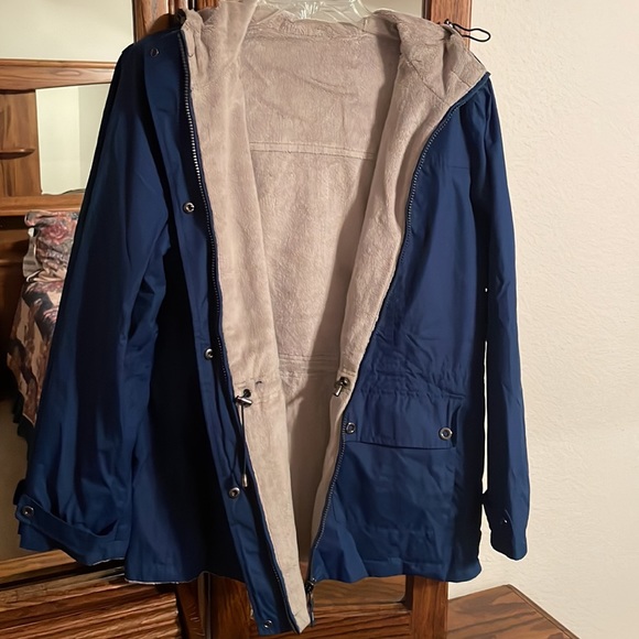 Blue Jacket with gray inside fleece - Picture 2 of 8